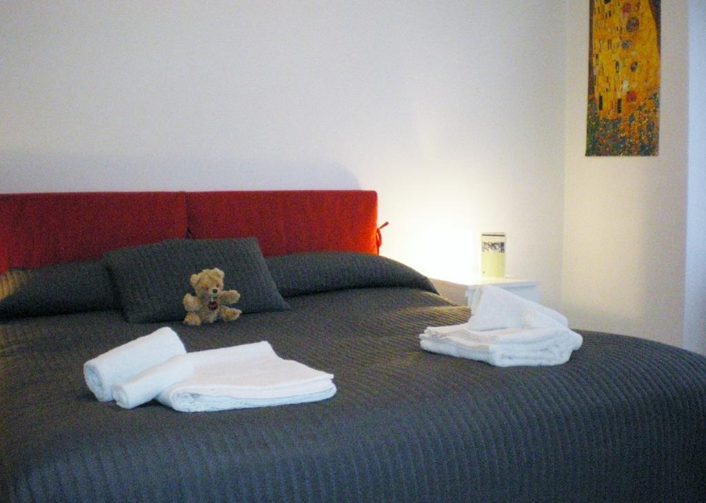 Apartment Melozzo Milan Chambre photo